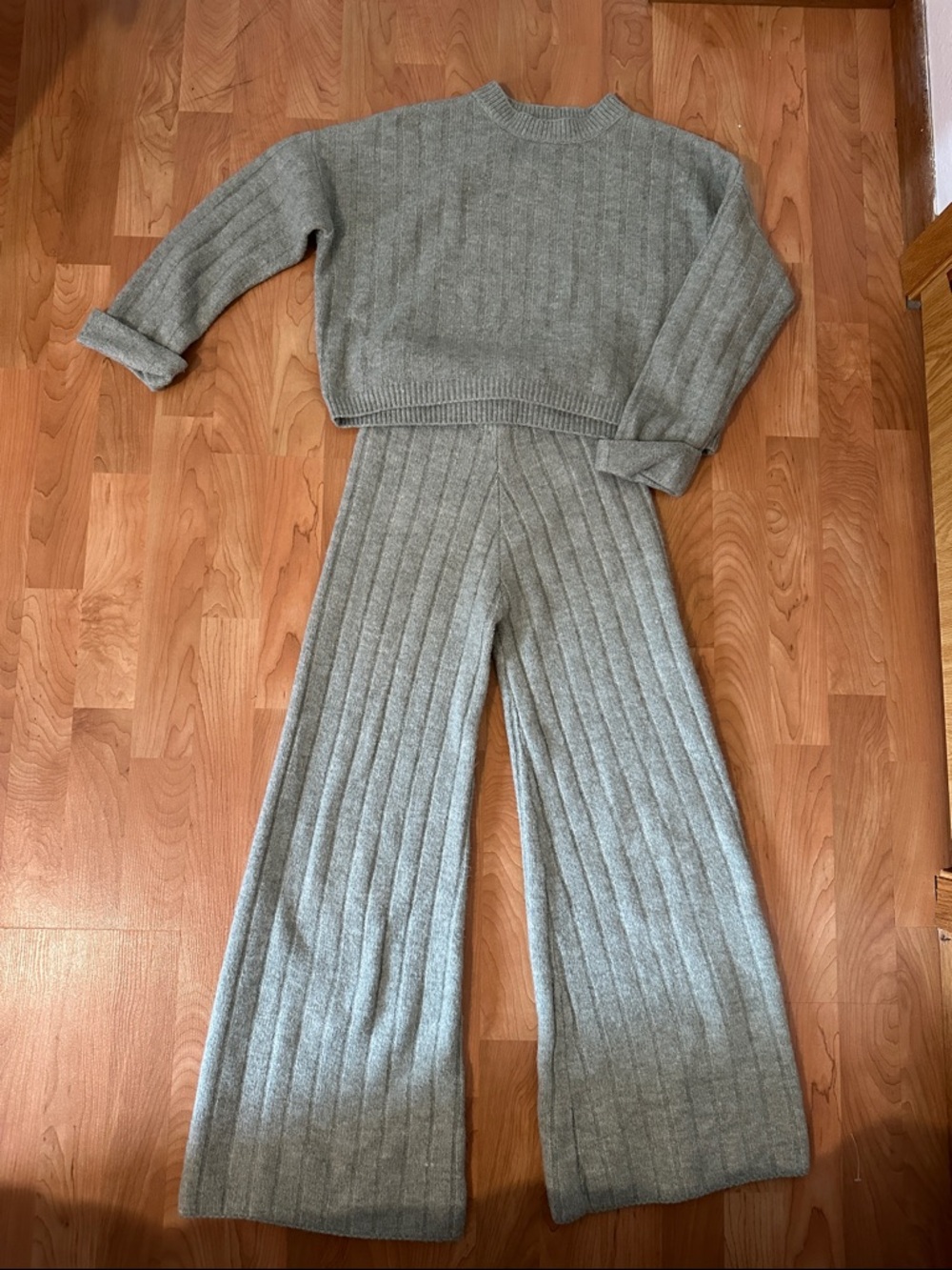 Sincerely Jules Ribbed Wide-Leg Knit Pants Set — Light Gray